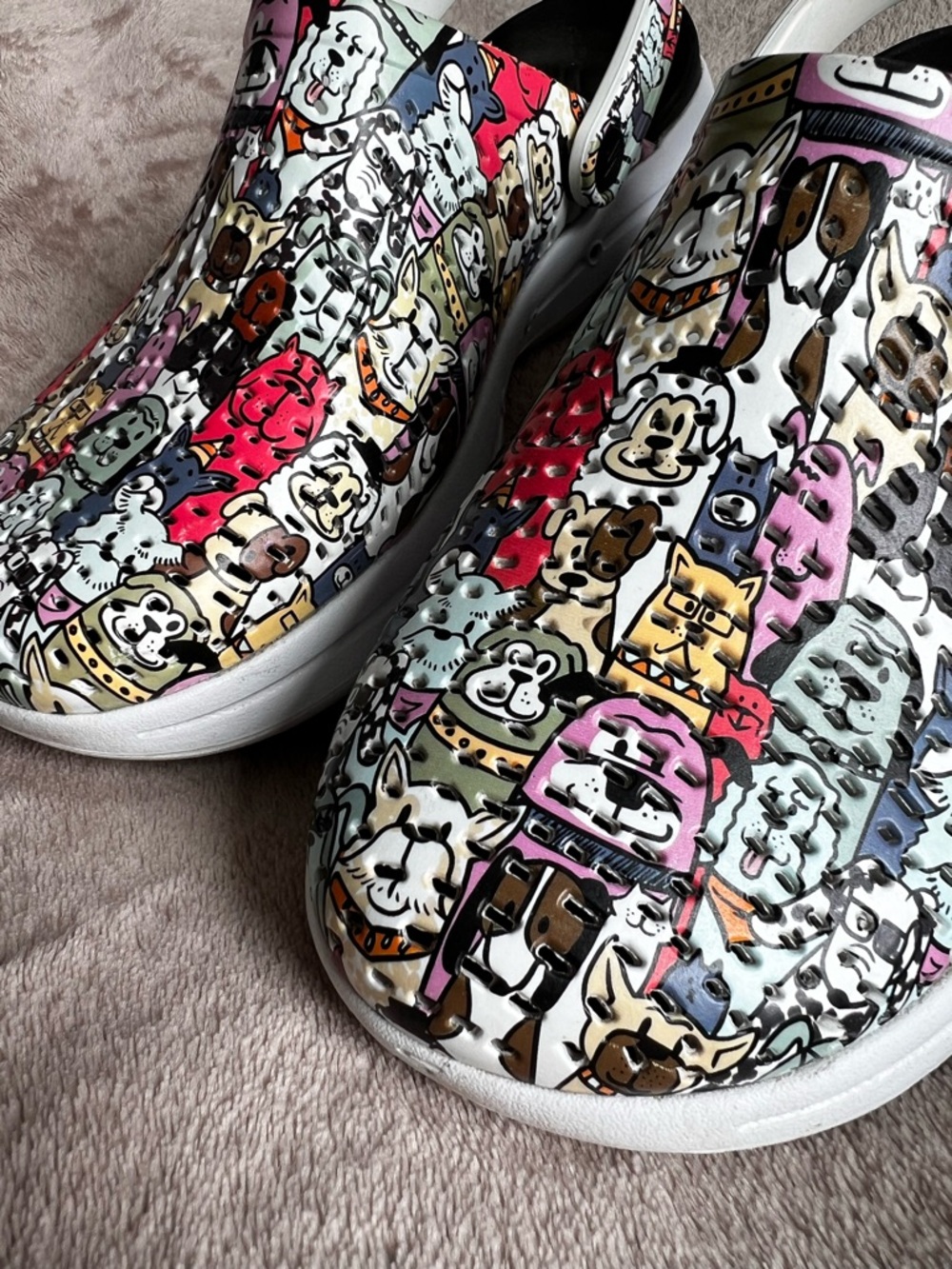 🐶 Skechers Foamies GoWalk Dog Lovers Clog